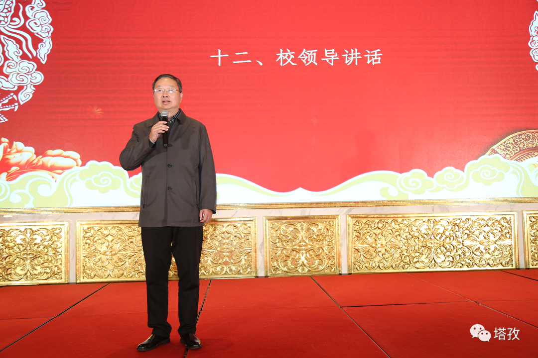 江蘇海洋大學(xué)校長(zhǎng)、校友總會(huì)會(huì)長(zhǎng)寧曉明.jpg